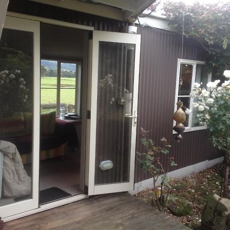 Tahakopa Lodge - Cabin ภายนอก รูปภาพ